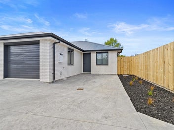 Low-Maintenance Living, Central Location