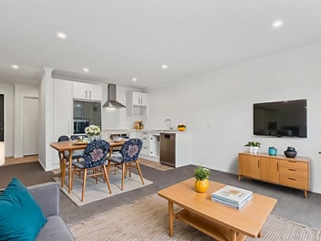 Low-Maintenance Living, Central Location