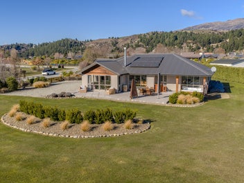 Expansive acreage with outstanding mountain views