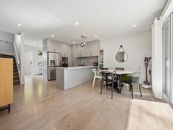 Motivated Vendor, MUST SELL!