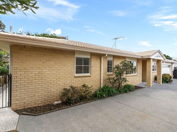 Smart, Easy Living in a Sought-After Location