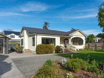 Renovated and Ready! BEO 749,500