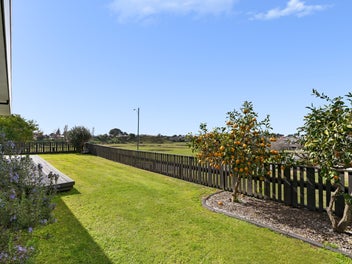 SELLER READY TO MOVE