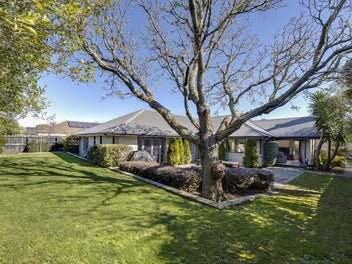 Family Living in Prime Richmond Location