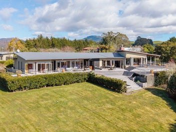 Architectural Pukawa Retreat with Dual Dwellings