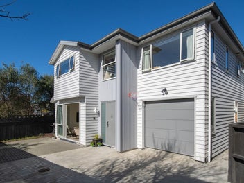 Luxury house with Rangi zone Hurry Up