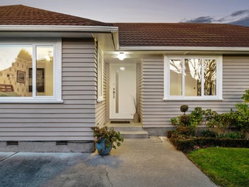 Renovated Classic Kiwi Home