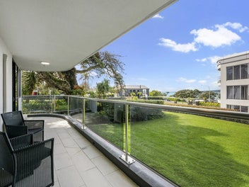 Views to Brag About, Lifestyle to Match