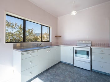 Estate Sale – Sunny, Freehold, Garage and...