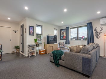 Sophisticated Downsize: Lock-and-leave living