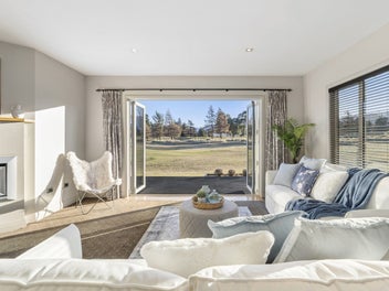 On the edge of the Fairway!