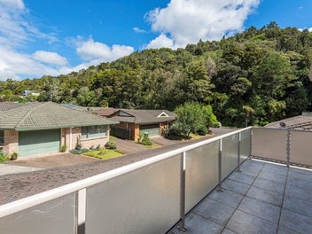 Contemporary & Secure Living in Woodhill