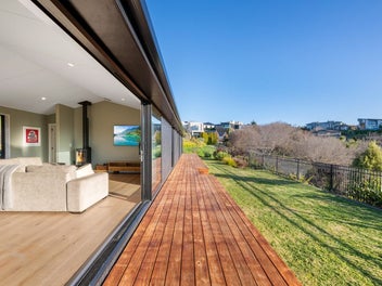 Where Views Meet Lifestyle - A Ridge Retreat