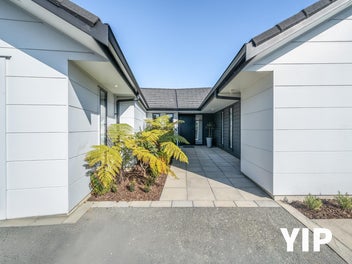 Single Storey Executive Living? YIP!