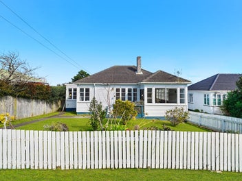 726sqm Urban Zone Gem – Develop, Subdivide or ...