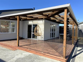 MODERN COMFORTS, CENTRAL CONVENIENCE