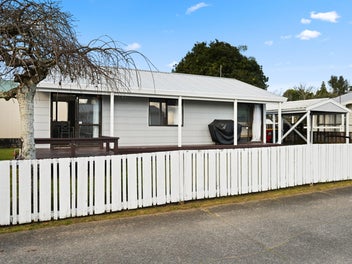 Central Convenience with Comfort and Charm