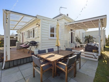 Enchanting Cambridge Classic