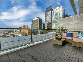 Penthouse Perfection on the Waterfront