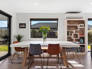 Superior Family Living in Norfolk Downs