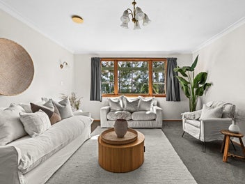 Substantial family abode with racecourse vista