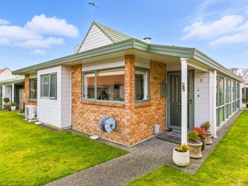 Secure and Sunny - Affordable - Prime Location