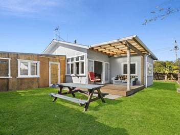 Central Convenience Meets Cosy Charm