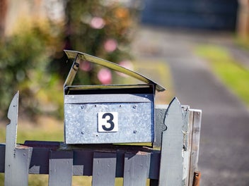 Dinsdale Renovation: Unlock Potential.