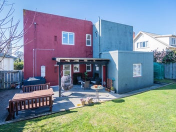 Large family home with room for everyone!