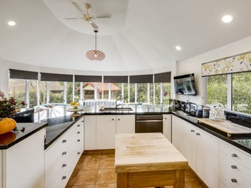 Beach living, with stunning rural outlook