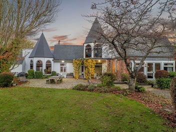 Two dwellings, land and a wealth of options