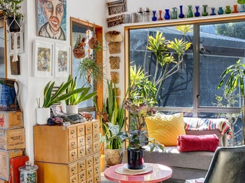 Tranquil, Unique Retreat in Merrilands