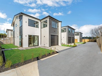 A STYLISH FAMILY HOME