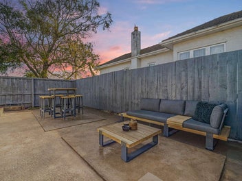 Outdoor Entertaining + $2k bonus!