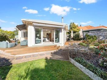 Character Family Home on a Full Section