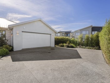 Follow the Sun: Privacy and style on 635sqm