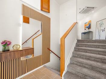 VENDOR DEMANDS IMMEDIATE SALE