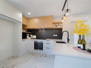 4 Bedroom Home ready to Move in !!!!!!!