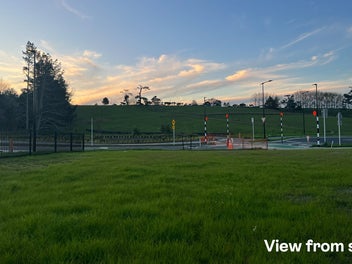 Milldale Opportunity – Legal House & Minor!
