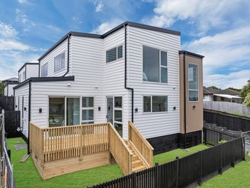 Brand New , Freehold and Low maintenance !!