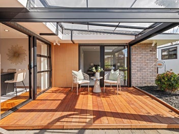 Renovated, Spacious & Super Convenient