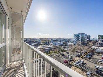 Central Living, Parking Included