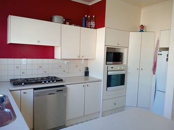 3 Bedroom + ensuite + sunroom + sleepout