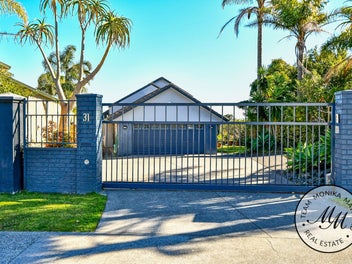 AUSSIE OWNERS CLEAR INSTRUCTIONS - MUST SELL!