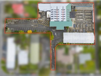 A rare multi-use opportunity on 4,393m2