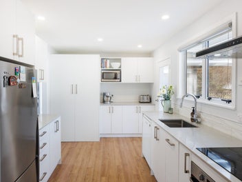 Family paradise - modernised and perfect location!