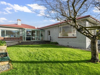 Versatile Family Home, Gladstone