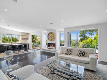 Panoramic Sea Views – Luxury Home – Unique Design