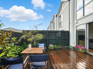 A city-side vibe that's priced to excite!