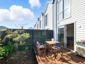 Under $500K. Open to love Thur, Sat, Sun